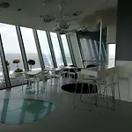 Sea Towers Apartament *
